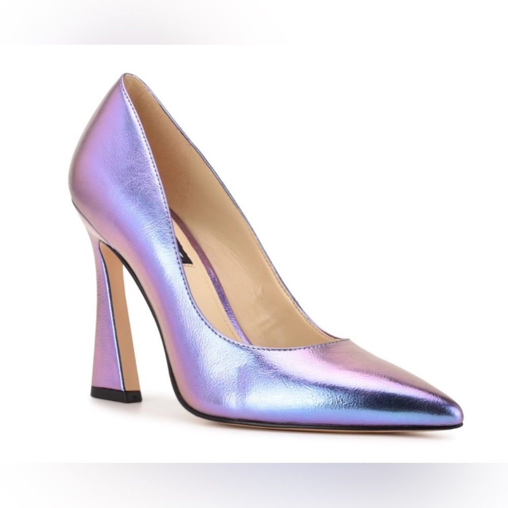 GUC Nine West Trendz Metallic Tapered Heel Pumps